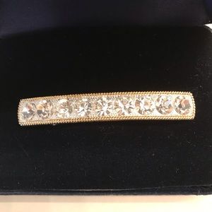 Silver hair barrette! beautiful sparkle to your dressed up attire